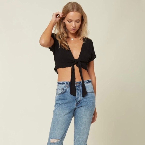 O’Neill Black Tie-Front Oriana Crop Top - Picture 10 of 11